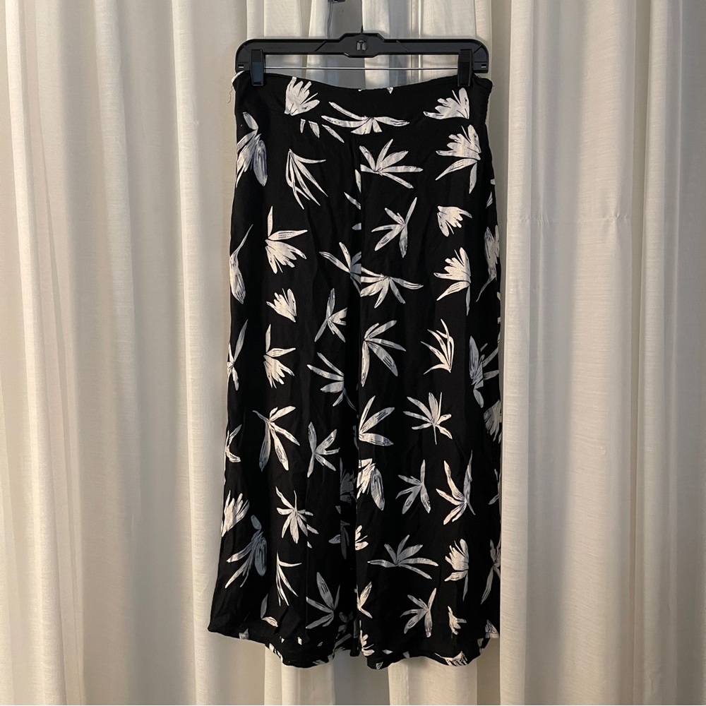 🖤 O’Neill B/W Casual Beach Pants | Size M 🖤